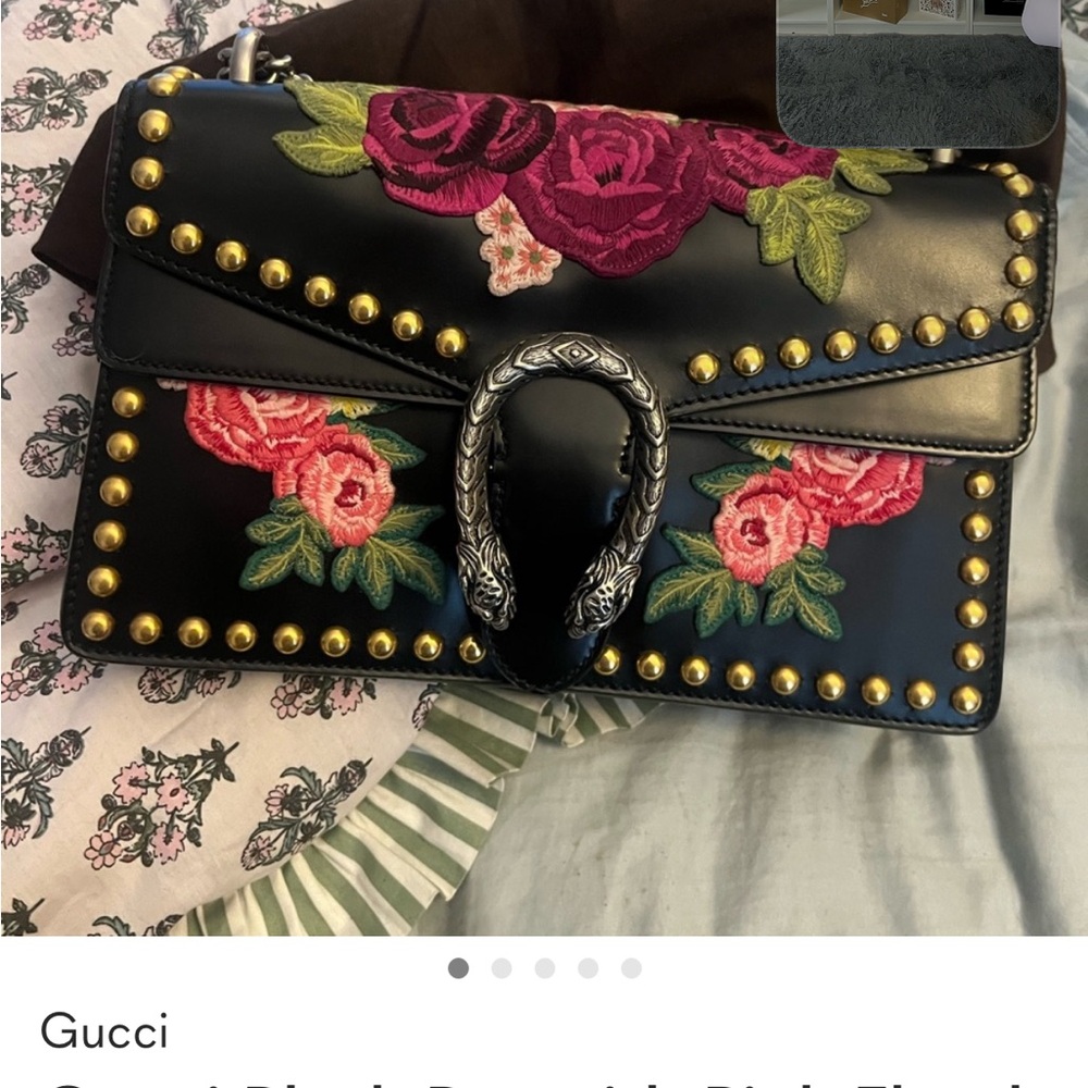 Gucci Black Bag trade